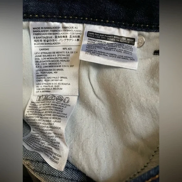 Women's Levi's Strauss Denim Blue Capri Jeans Size 6 - Picture 5 of 5